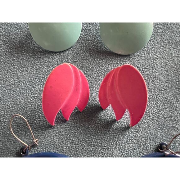 Lot of 11 Pairs Pierced Metal Statement Earrings – Vintage & Retro Bold Styles - Picture 5 of 10